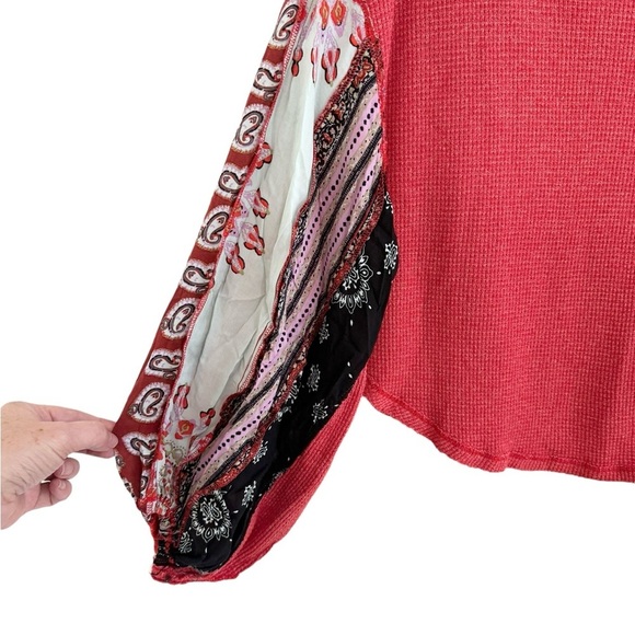 WE THE FREE PEOPLE CHERRY RED COMBO BLOSSOM TOP SZ XS - Picture 7 of 7